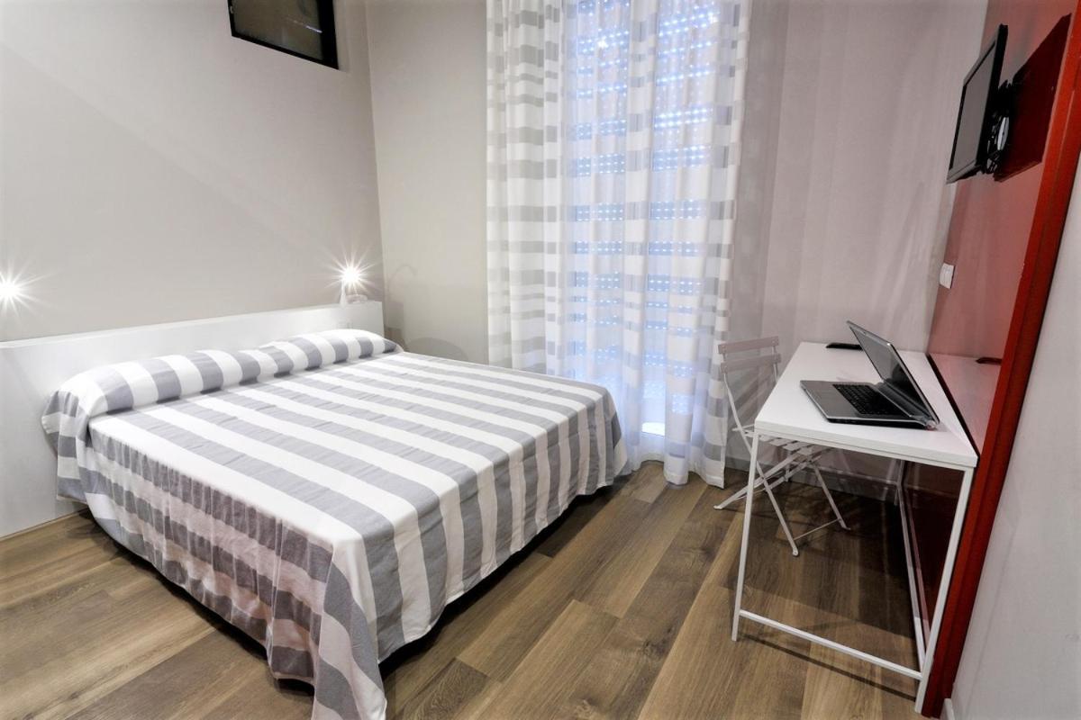 Hotel Aurea Rimini Extérieur photo