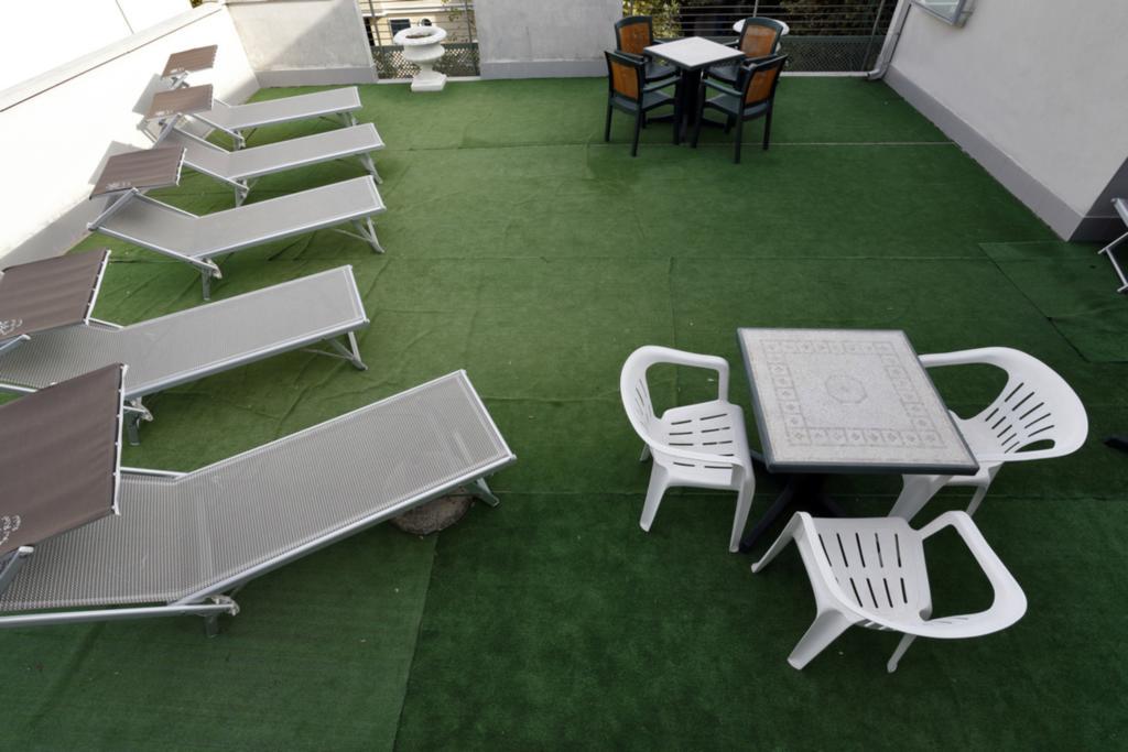 Hotel Aurea Rimini Extérieur photo