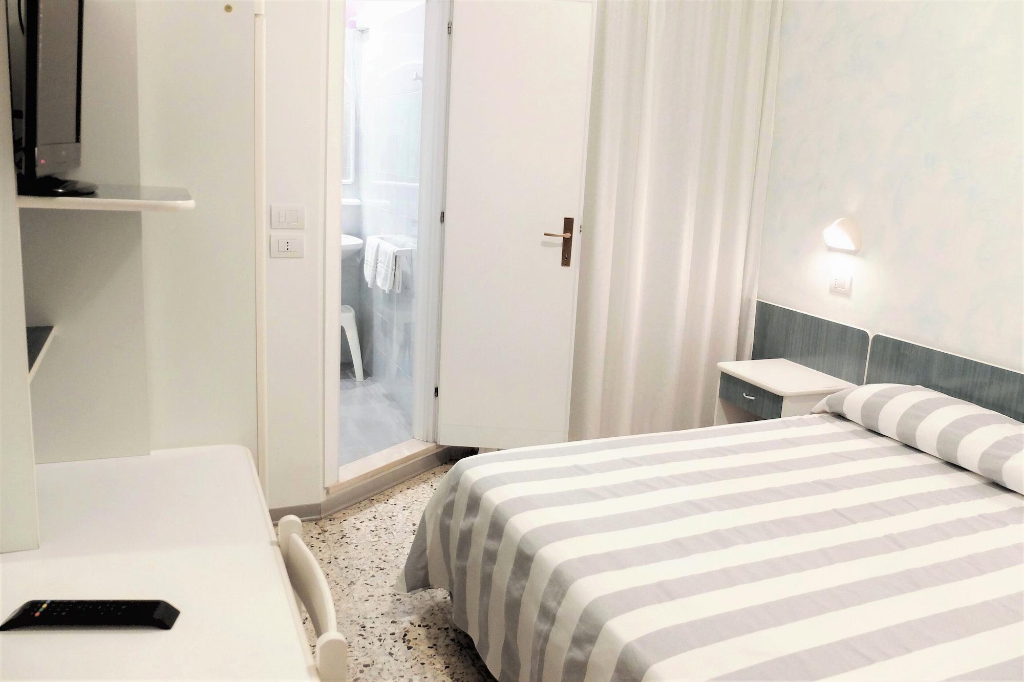Hotel Aurea Rimini Extérieur photo