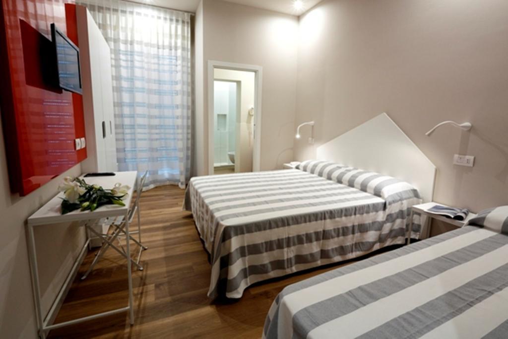 Hotel Aurea Rimini Extérieur photo