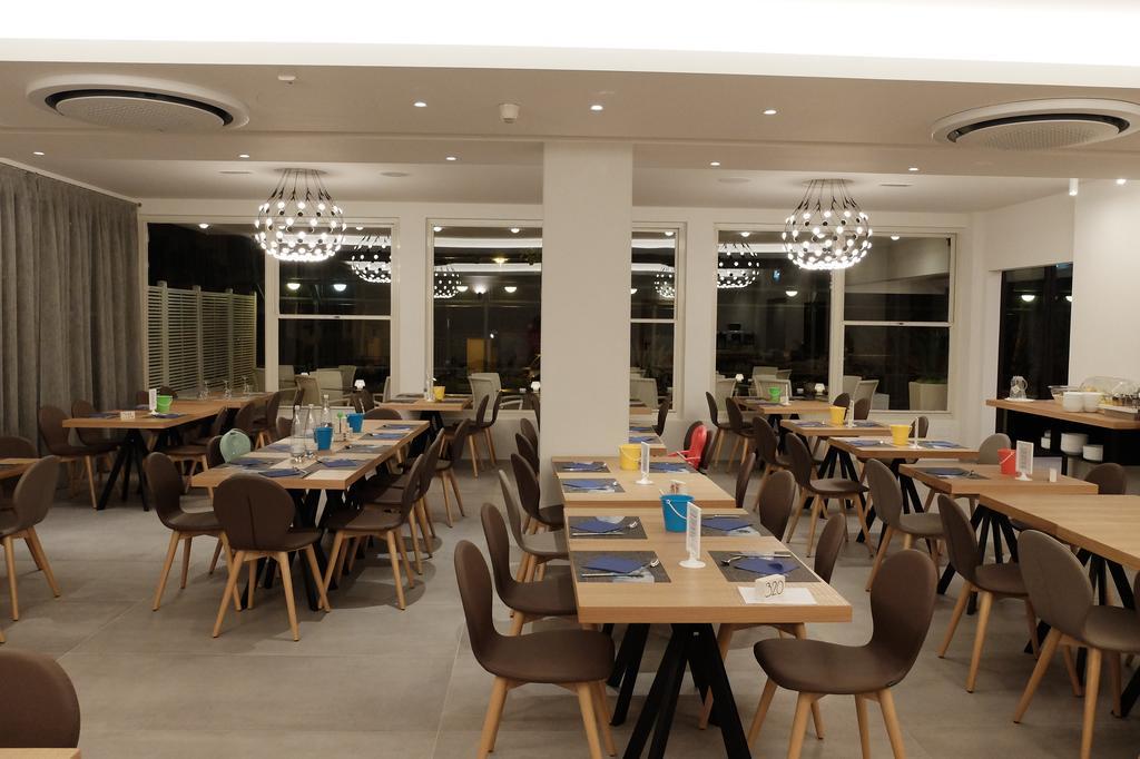 Hotel Aurea Rimini Extérieur photo